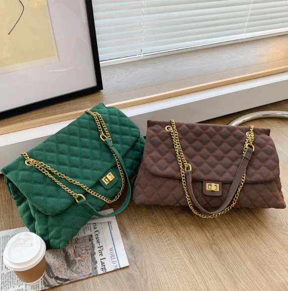 

Fashionable Woman Handbags Ladies Large Capacity Soft Quilted Chain Shoulder Messenger Bag For Shopping