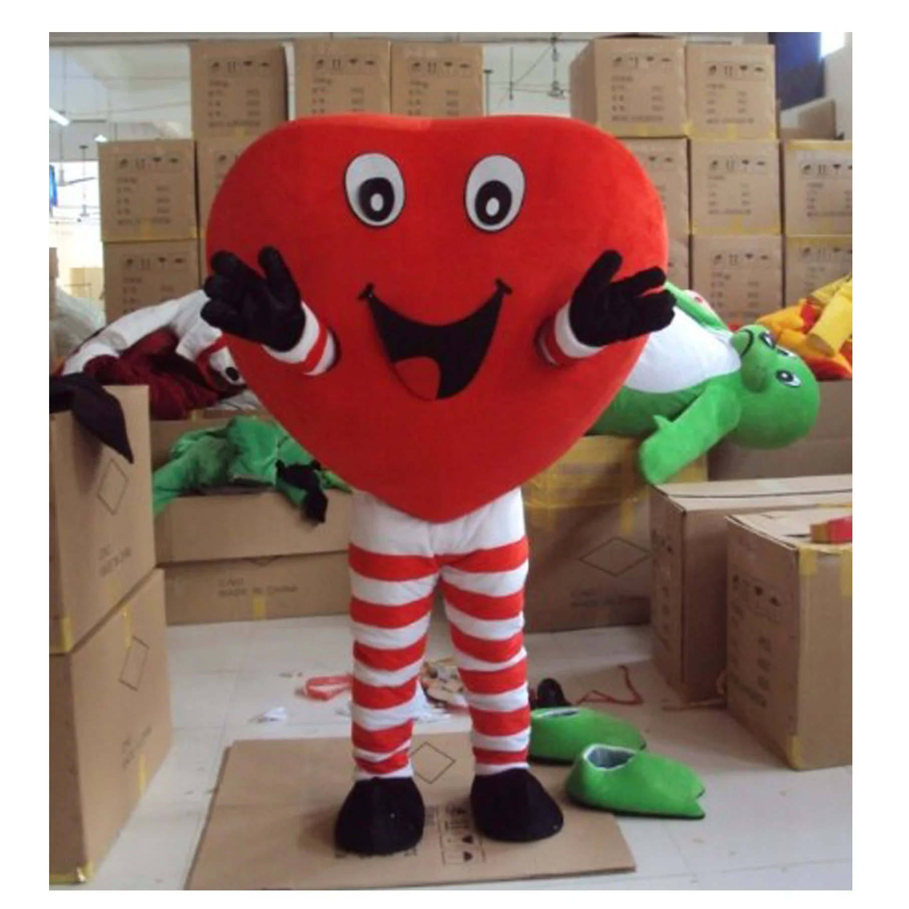 

Unisex dress fancy adult red heart mascot costume for events