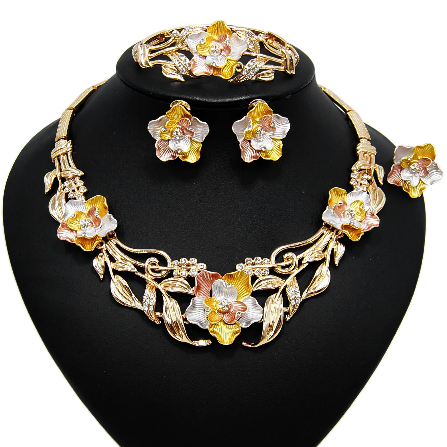 

wholesale 18k Gold Plated Alloy Zinc Jewelry Set Wedding Jewellery Necklace Hugs and Kisses xoxo necklace set women