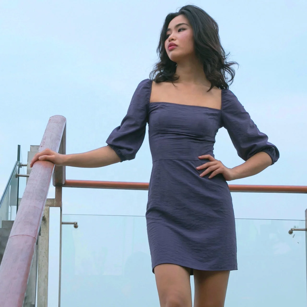 Summer girl runway enthusiasts, European and American style purple square collar foam short sleeved hip Party dress