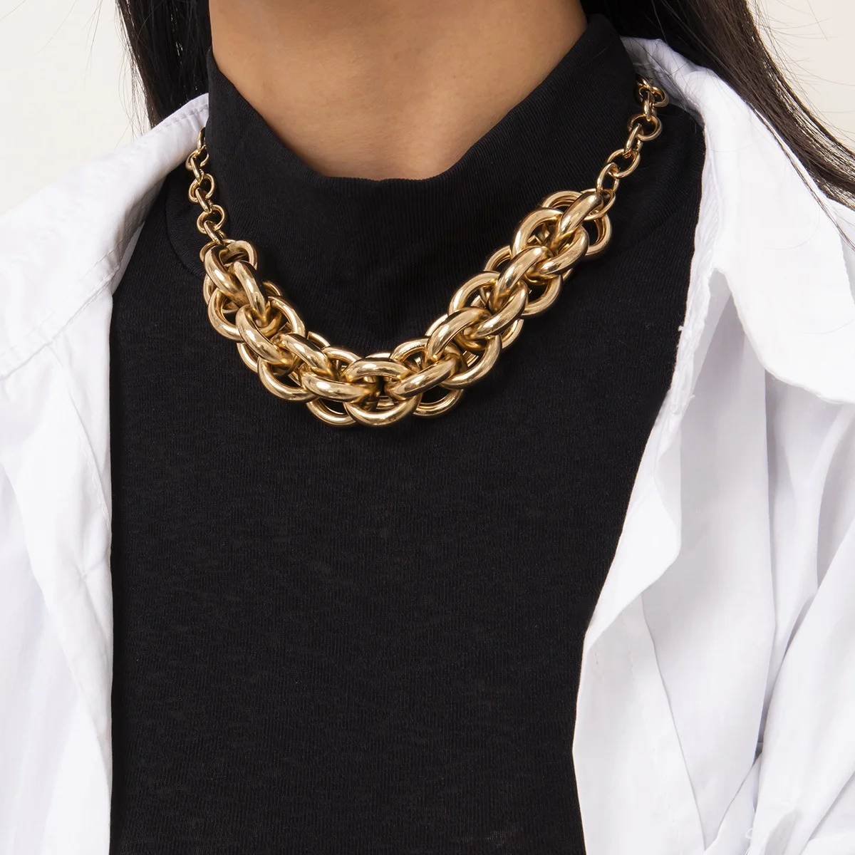 

Hip Hop Curb Cuban Chunky Chain Choker Necklace Exaggerated Gorgeous Heavy Metal Twisted Chain necklace Chains for Women Men, Picture shows