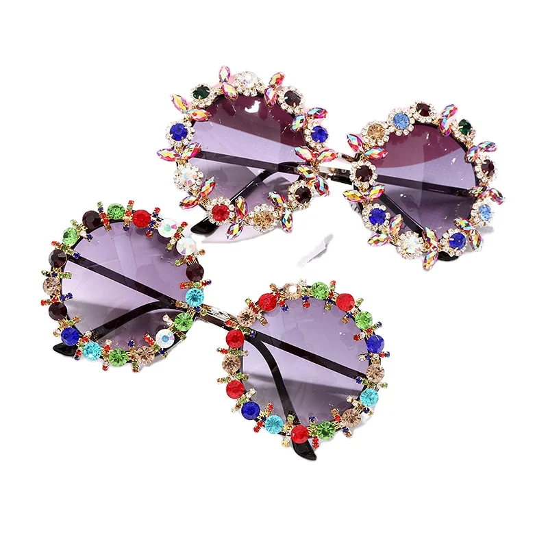 

Hot sale 2022 fashion ladies rhinestone sunglasses custom fancy sunglasses, 2 colors