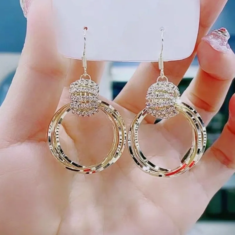 

Channel earrings New designer imitates gold plated diamond hollow earrings for women Ear rings funky earrings for women jewelry