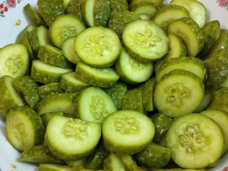 Pickles vs Cucumbers: Clearing the Confusion