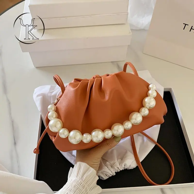

2021 New Trendy Fashion Fold One-shoulder Small All-match Pearl Messenger Crossbody Bags For Women