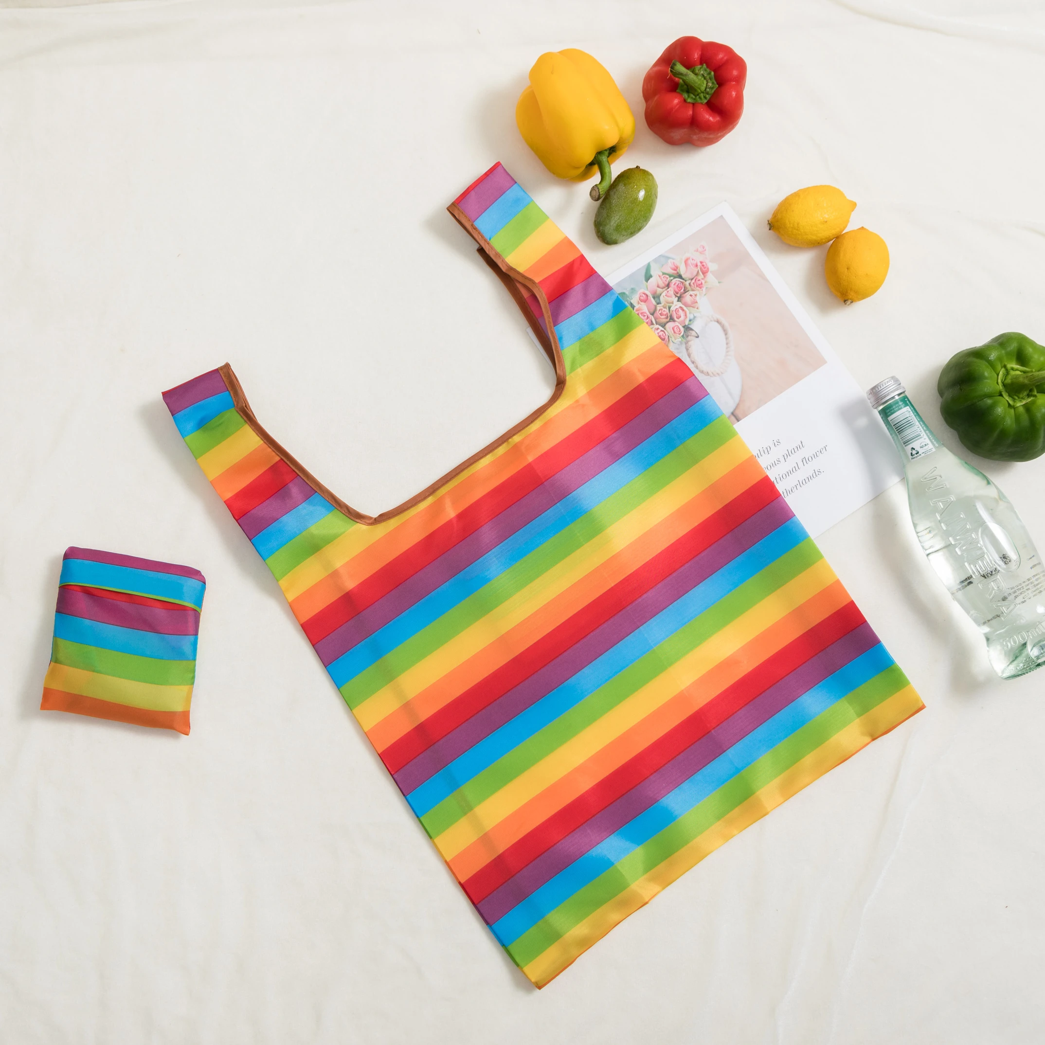 

Foldable pocket tote bags printed folding shopping grocery tote eco friendly polyester bags Wholesale custom