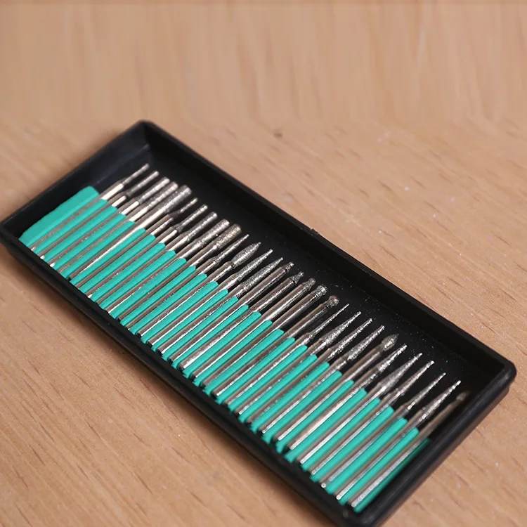 6442862045_1988451704