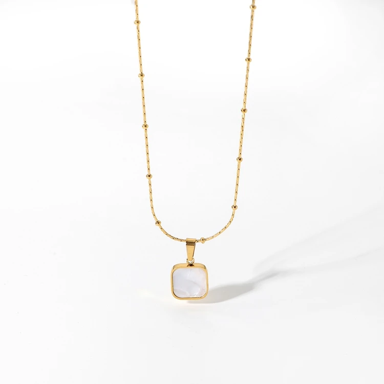 

Minimalism Square Natrual Shell Pendant Necklace New Design 18K Gold Clavicle Chain Stainless Steel Jewelry Necklace For Women
