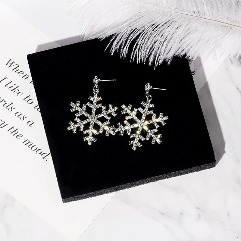 

925 sterling silver fashion simple diamond snowflake earings for women 2021 Christmas ice flower diamond Korea drop earring