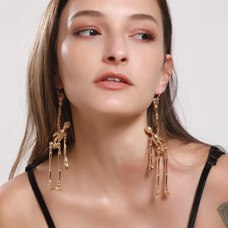 

Retro Funny Punk Gothic Style Halloween Exaggerated Gold Plated Long Skull Earring Skeleton Pendant Statement Earrings