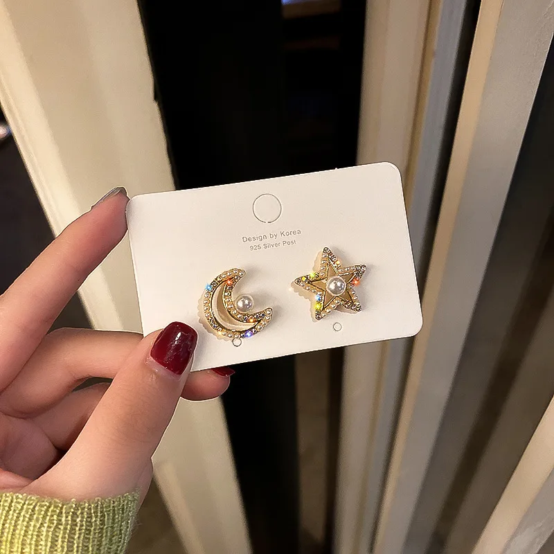 

fashion trendy jewelry moon stud rhinestone star earrings 2020