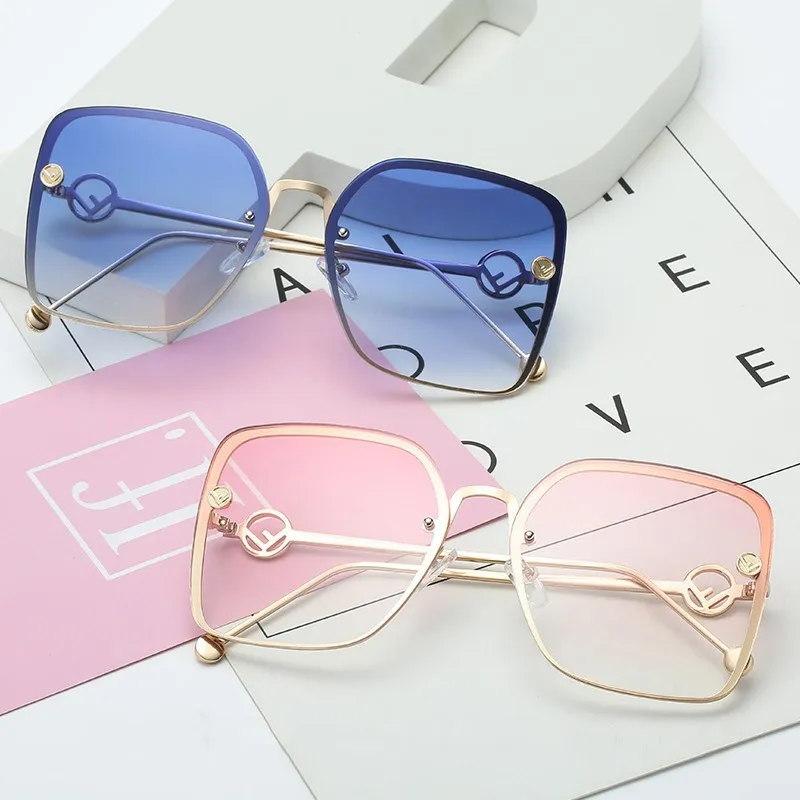 

High Quality Cheap Gradient Custom Fashion Metal Frame Square Sexy Women Sunglasses, Picture shows