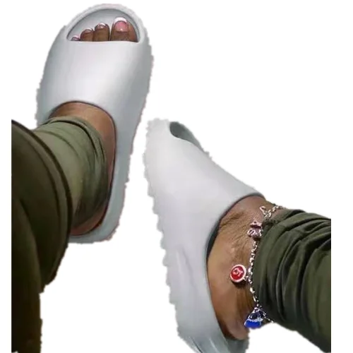

wholesale 2021 out wear white yeezy sandals slides slippers beach platform slippers cross-border coconut slippers for women, All color available