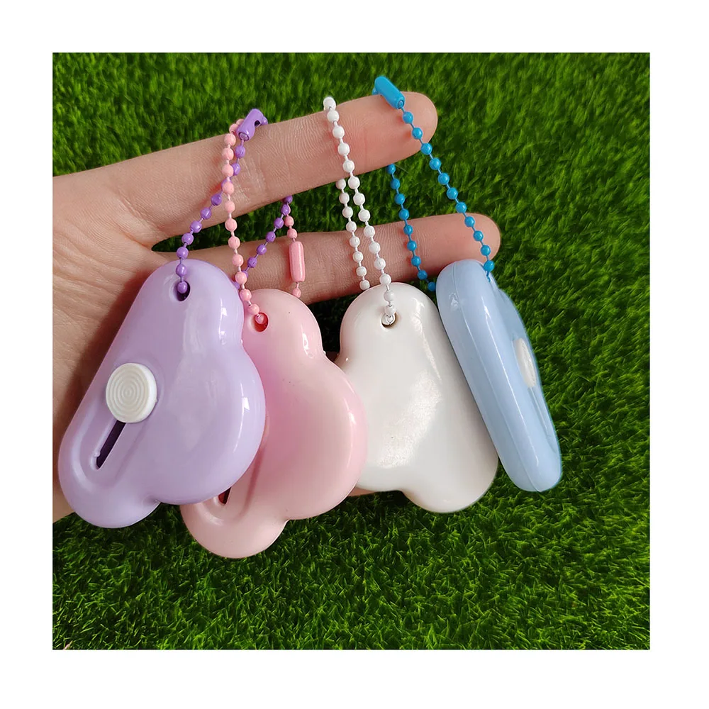 

New Cute Candy Color Cloud Shape Mini Portable Ulity Knife Pocket Stretch Paper Cutters Knives School Office Accessories