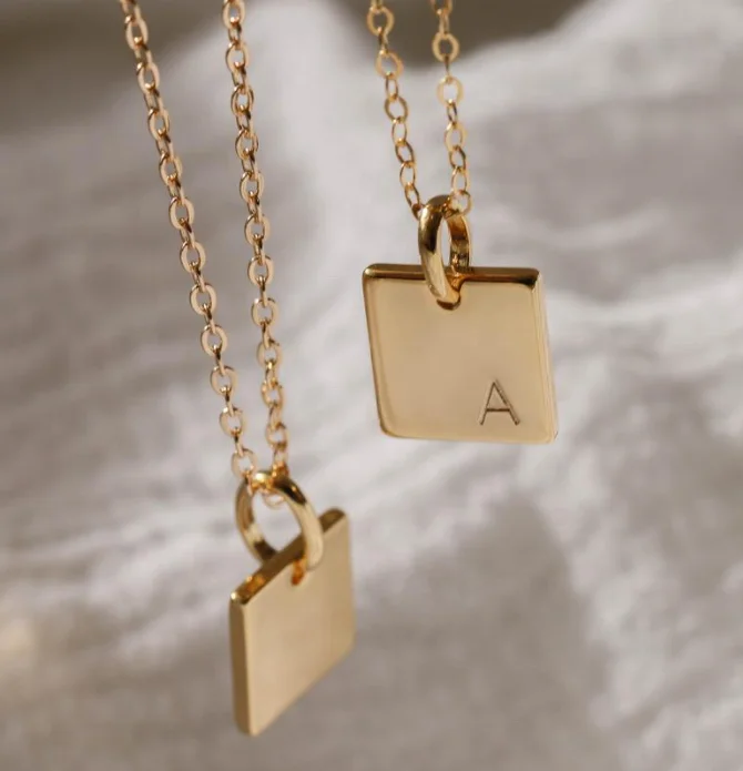 

2022 Dainty Personalized Letter Charm 18K Gold Stainless Steel Silver Jewelry Cute Square Pendant Custom Initial Necklace