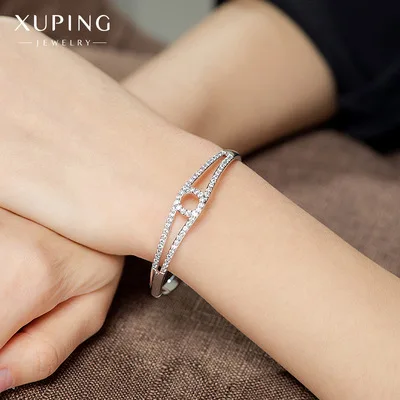 

Xuping Plated Silver Zircon Simple Fashion Bracelet Women's Korean Style Rhinestone Bracelet Jewelry, Gold