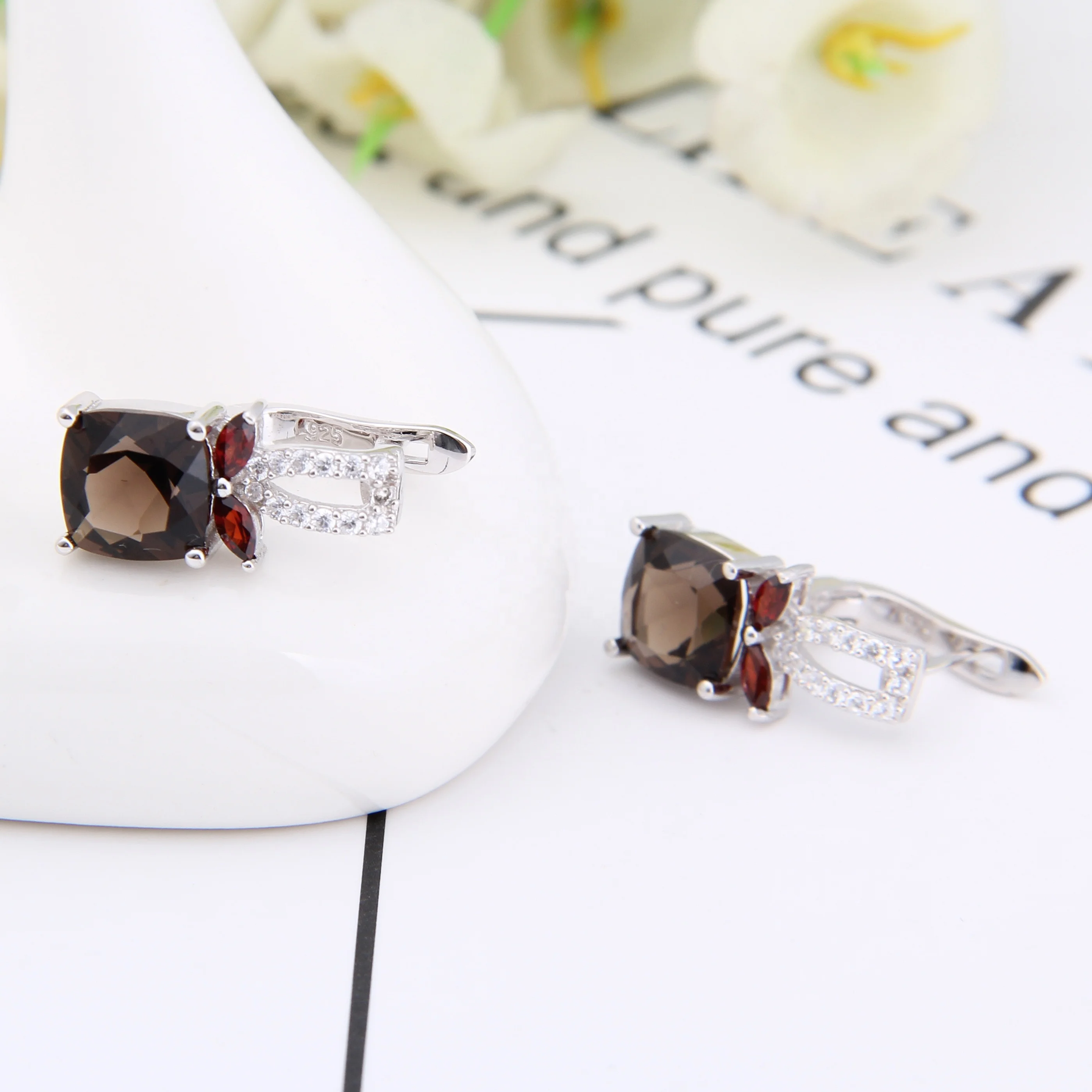 

Abiding Natural Smoky Quartz Garnet Gemstone Unique Design 925 Sterling Silver Clip On Earrings Engagement Earrings For Women