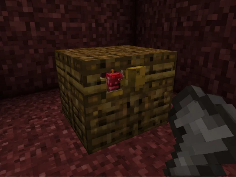 Dungeon chest containing enchanted golden apple in Minecraft