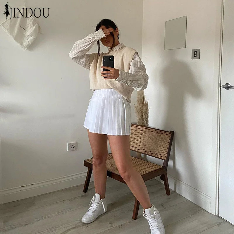 

2020 Trendy Pleated Casual Pleated High Waist Ladies Clothing Mini Women's Skirts Shorts