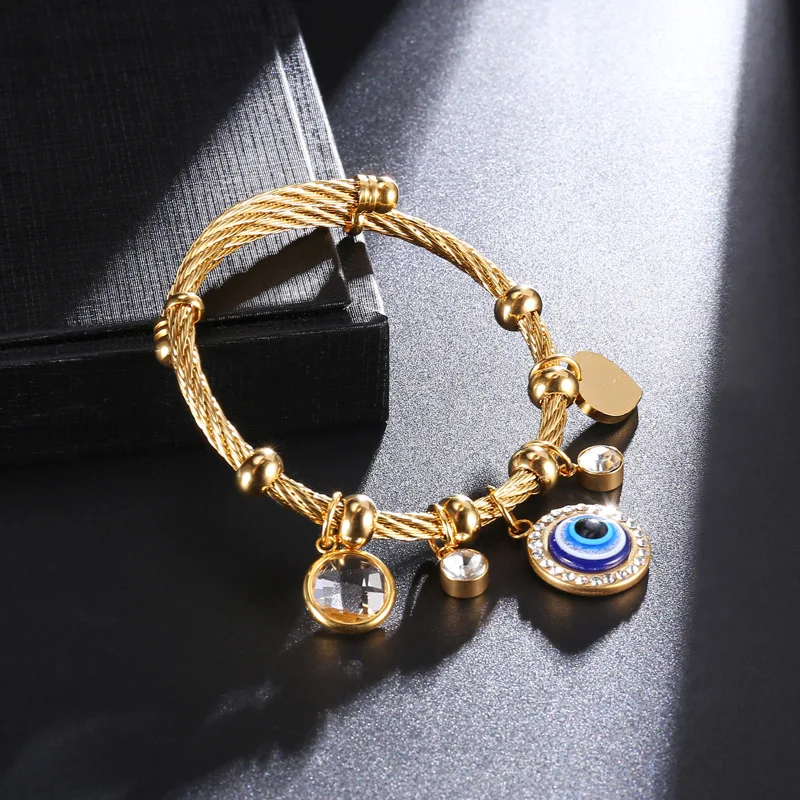 

Amazon Hot Sell Stainless Steel Evil Blue Eye Diamond Love Shape Bangles, Gold or custom