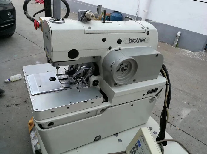 
Used brother buttonhole machine rh-981a-00 / 01 / 02 computer round head industrial electric sewing machine 