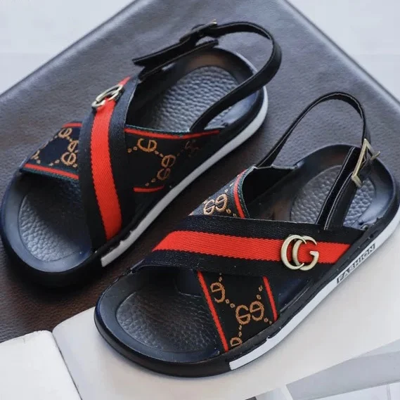 

New Brand Fashionable Kids Designer Girls Sandals Shoes, Cross Designer Sandals, Black green