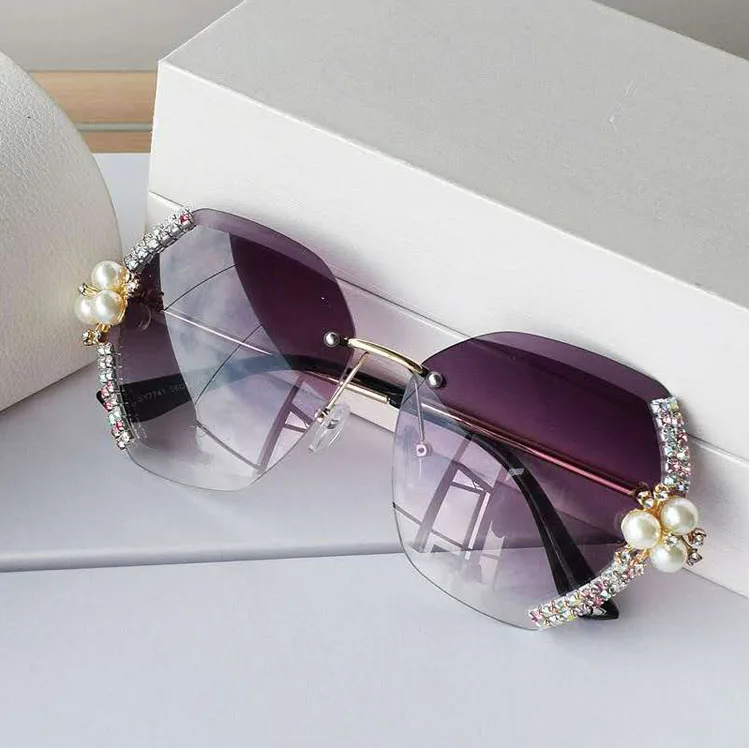 

High-quality Rhinestone sunglasses Bling Diamond Crystal with Pearl for Women Trendy Optical Frame, Picture shows