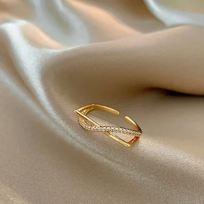 

Simple Design 18k Gold Plated Shiny Rhinestone Geometric Finger Rings CZ Crystal Cross Open Ring For Women Girls