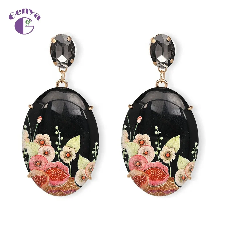 

GENYA Classica Jewelry Resin Flower Ear Clip Earrings Earrings Female, As picture