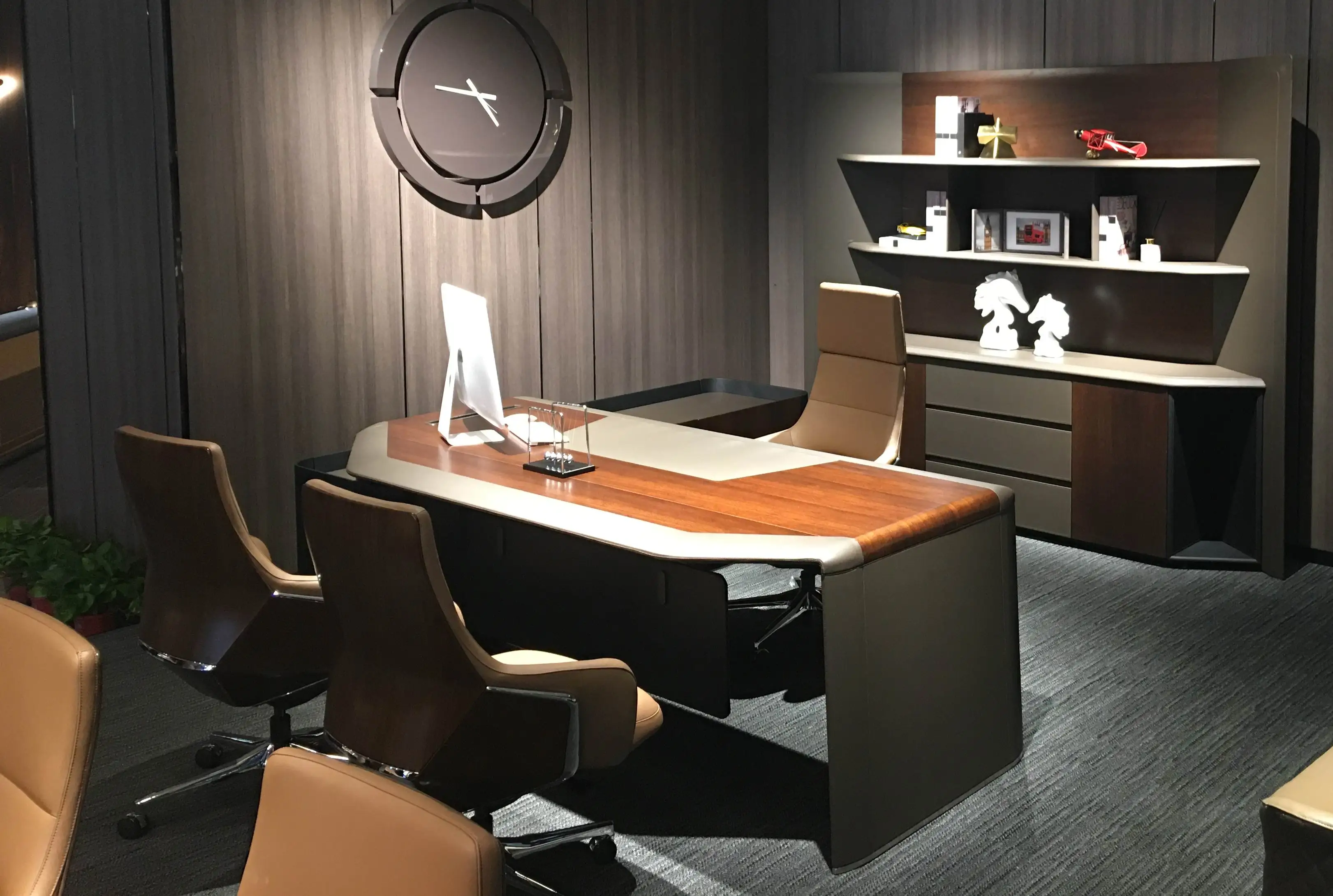 luxus 办公家具办公桌 w68 豪华办公桌全新热销办公空间设计来自专业