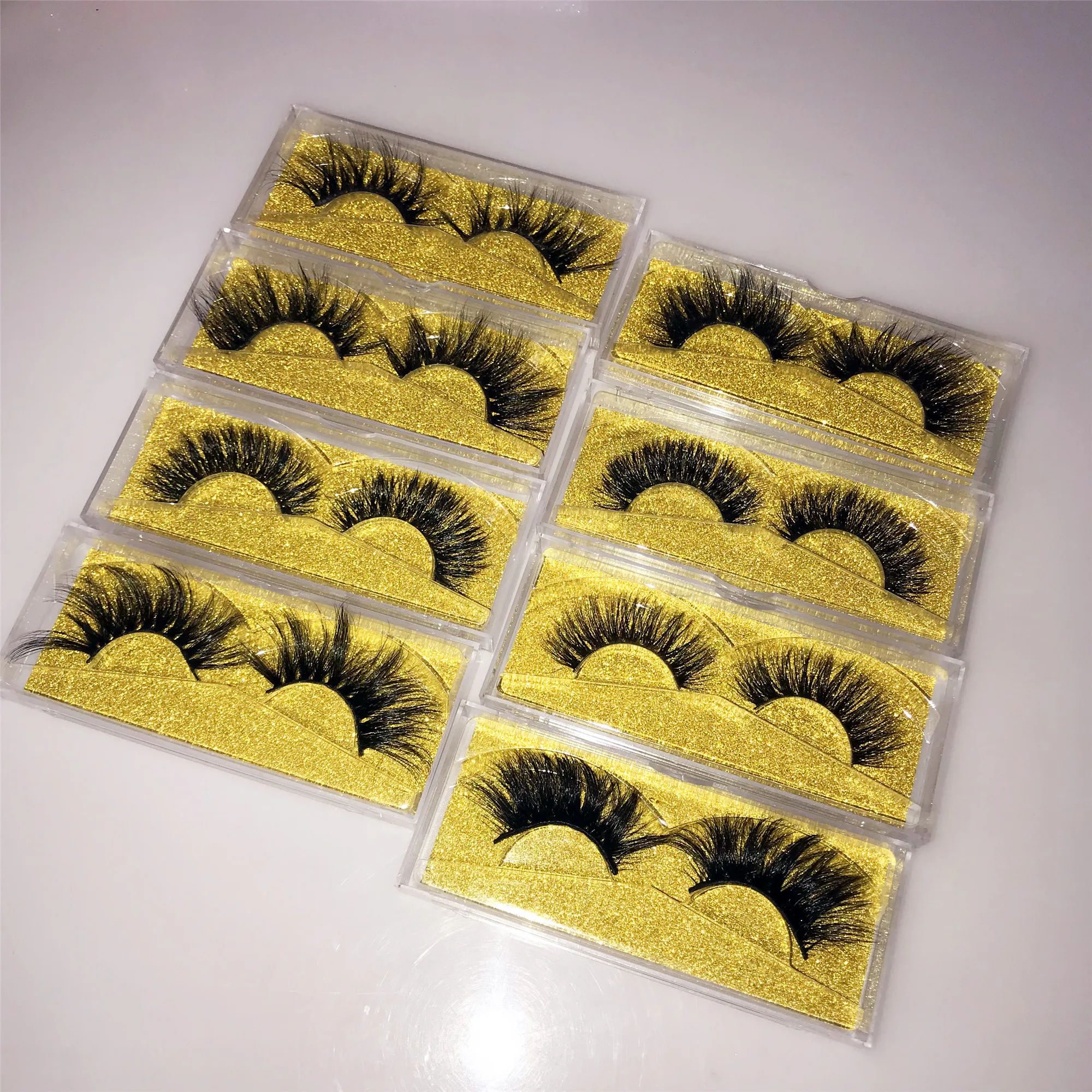 

wholesale high quality mink 3d eyelashes custom logo on gold box