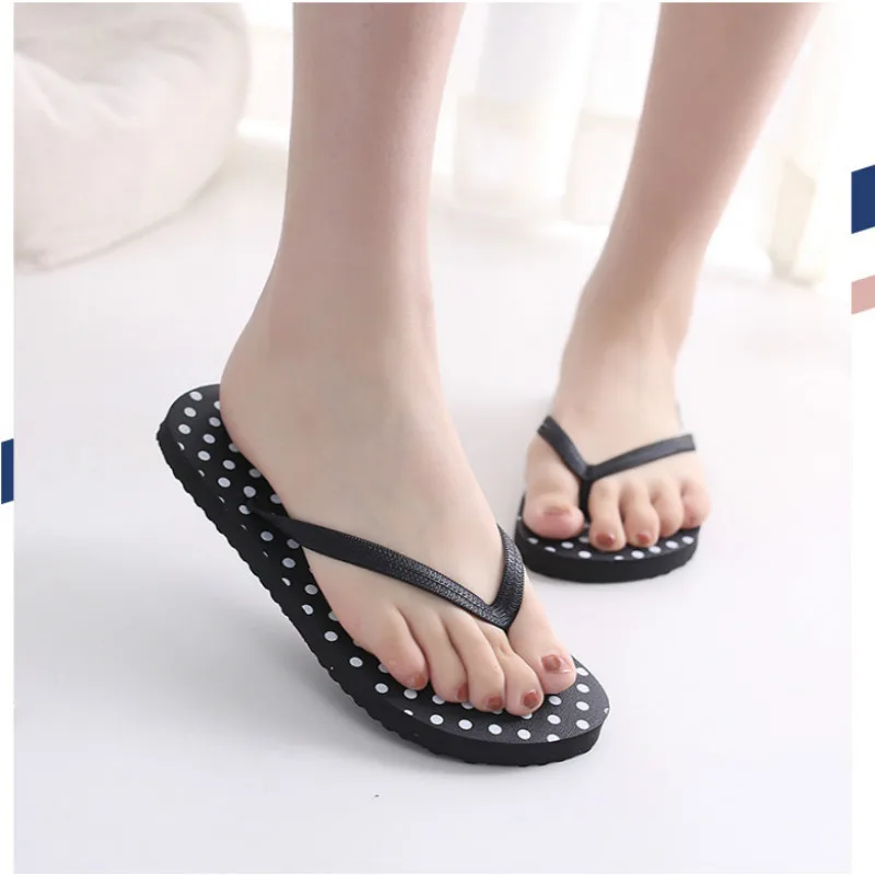 

2020 New Women Home Slippers Spring and Fashion Ladies Flip-flops Sandals Summer Beach Shoes 36-40 Yards