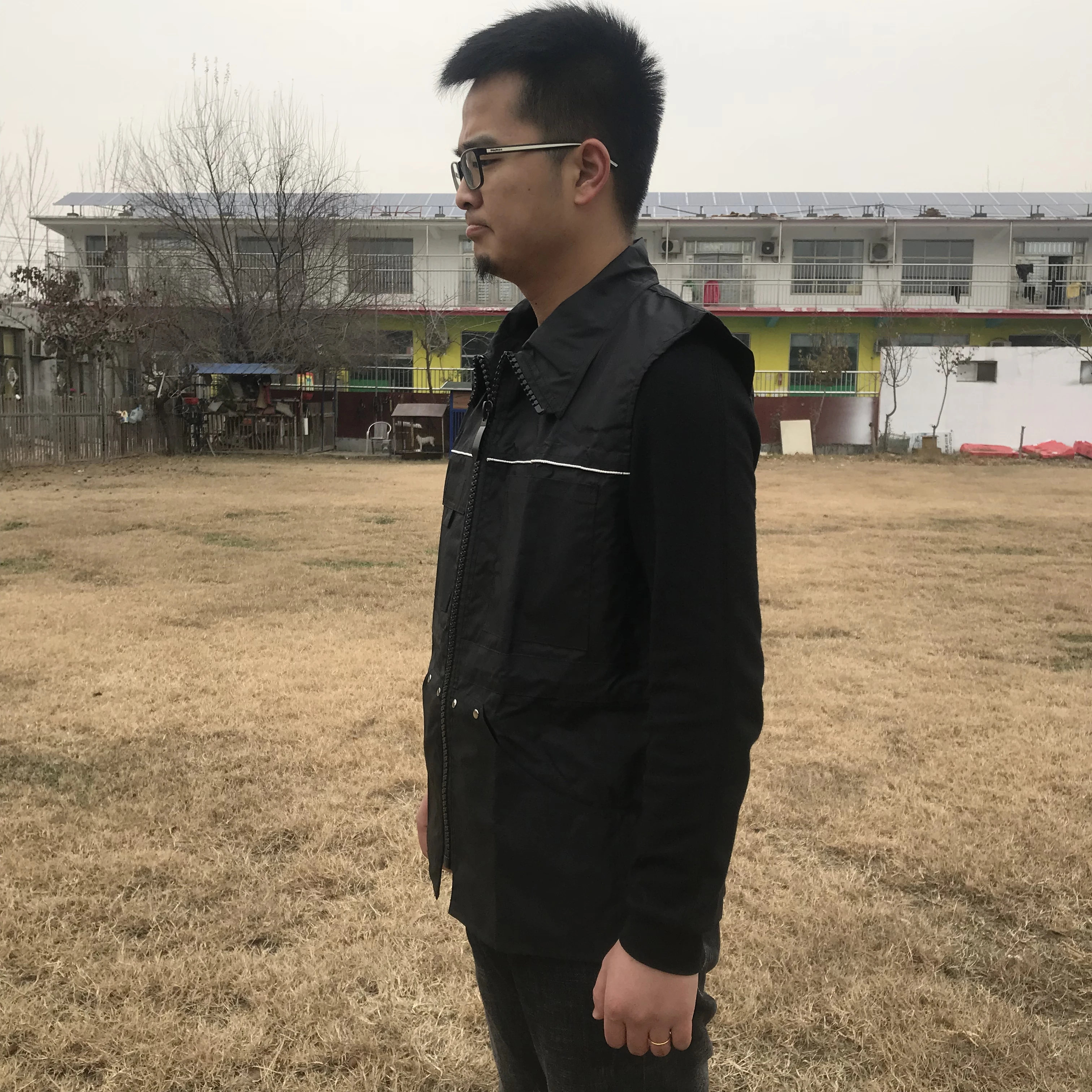 

bite suit trainer vest with ball releasing pocket