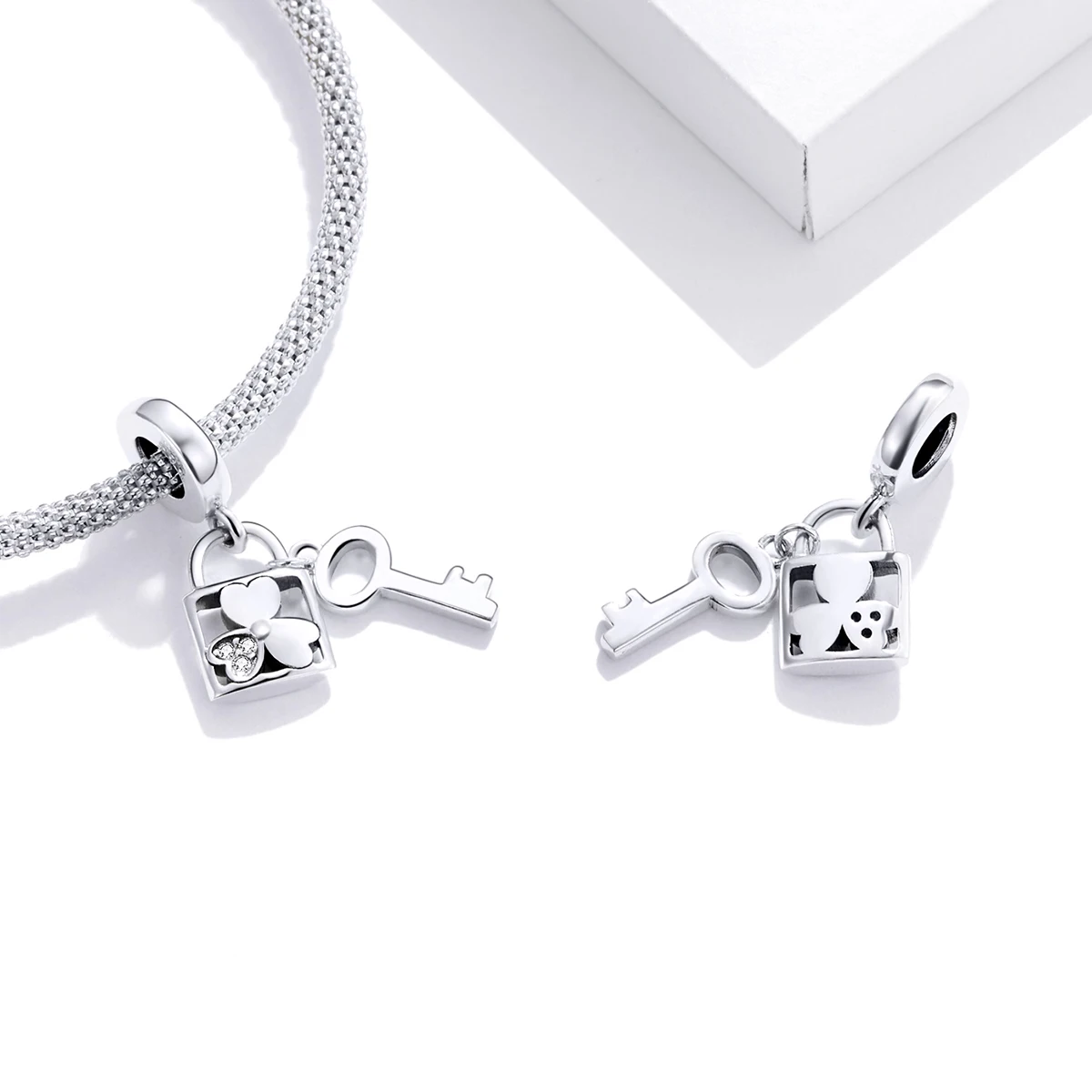 

Genuine 925 Sterling Silver Clover Lucky Key Pendant Design Bracelets And Charms