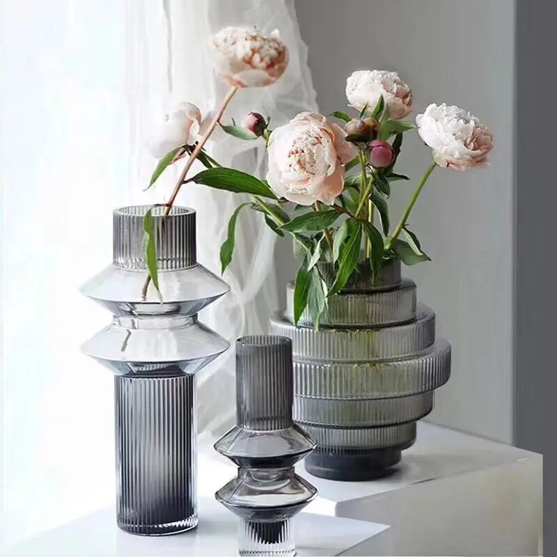 

Luxury decoration Creative Original Designer Nordic Minimalist Light Luxury Glass Flower Vase, Customized