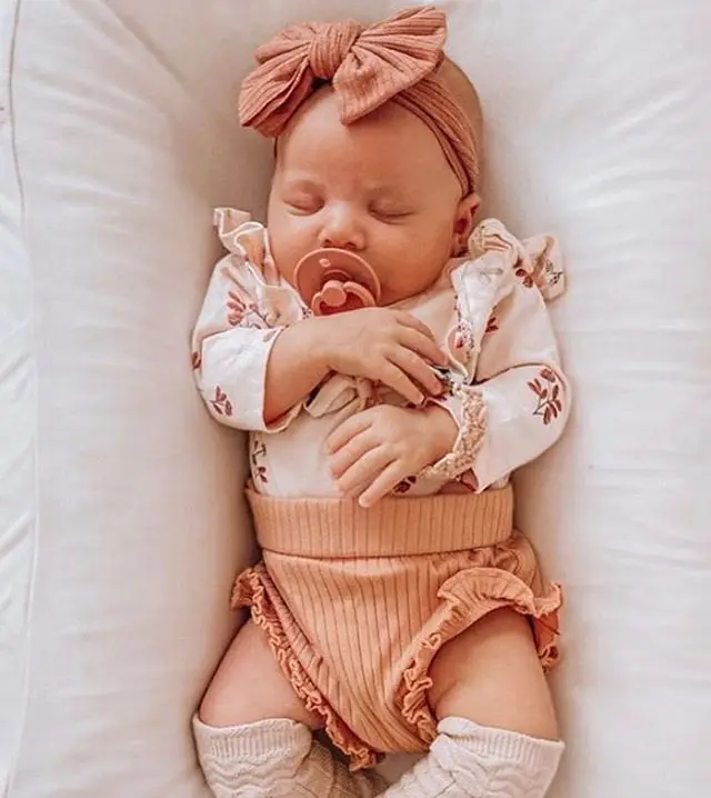 

2021 Autumn Newborn Baby Girls Clothes Baby Floral Bodysuit Top+PP Shorts+headband Outfits Set, As picture
