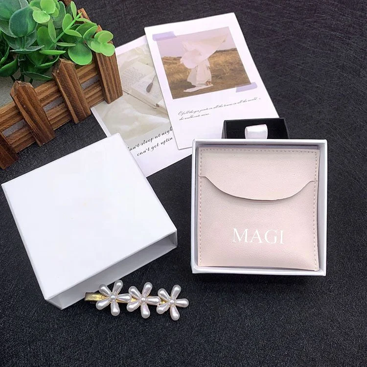 

2022 Fashion leather packaging pouch with christmas gift box for packaging, Customized color
