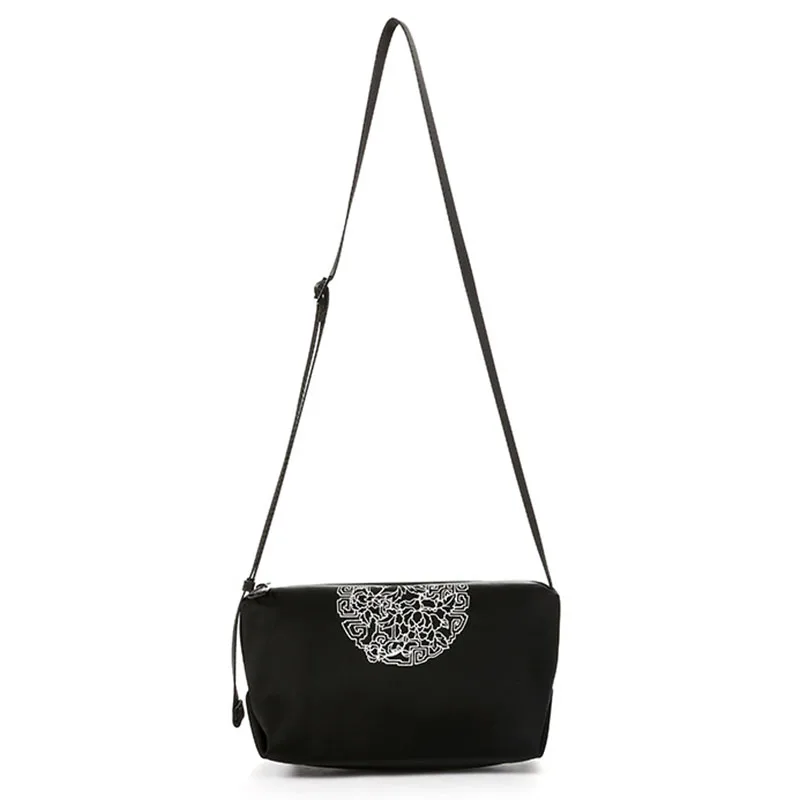 

Personality Totem Pattern Fashion Shoulder Bag Leisure Wild Lady Shoulder Bag Factory Direct Selling Hot New Messenger Bag 113