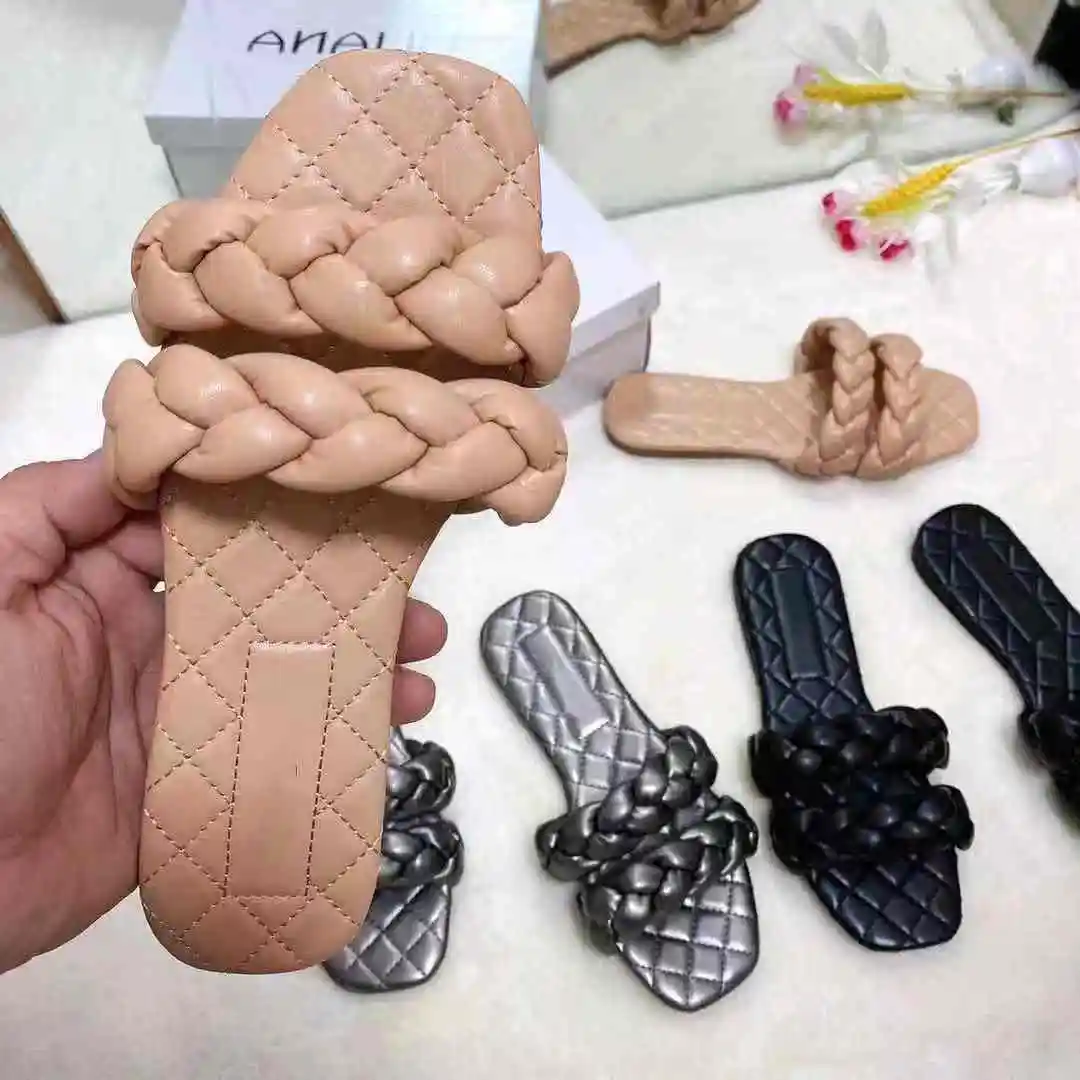

2021 New trendy design slippers hot sale sexy slides for women and ladies casual flat shoes, 3 colors as picture
