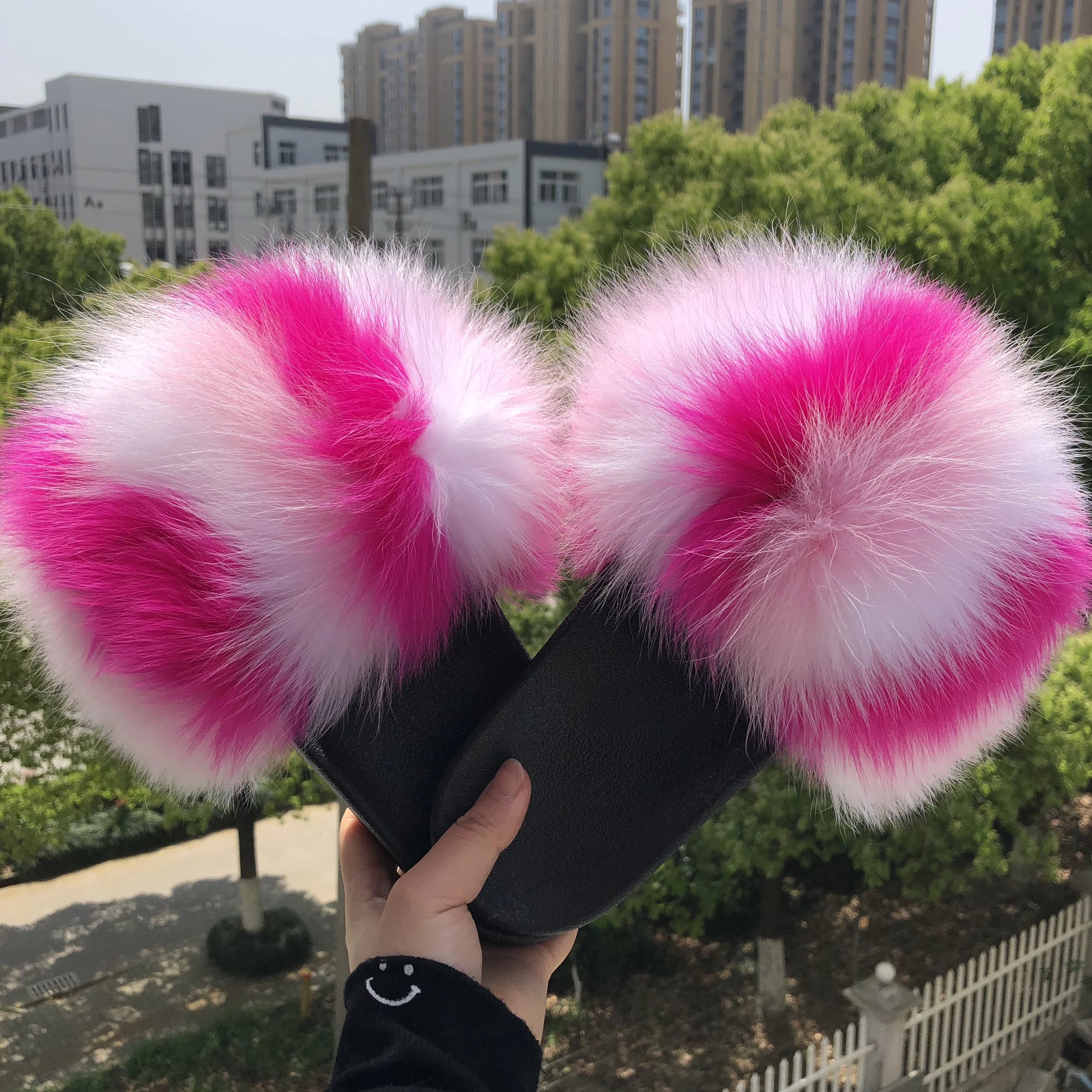 

2021 Summer fox fur slides cute plush fox slippers 100% real fox hair luxury fashion beach sandals ladies big fur slippers, Customized color