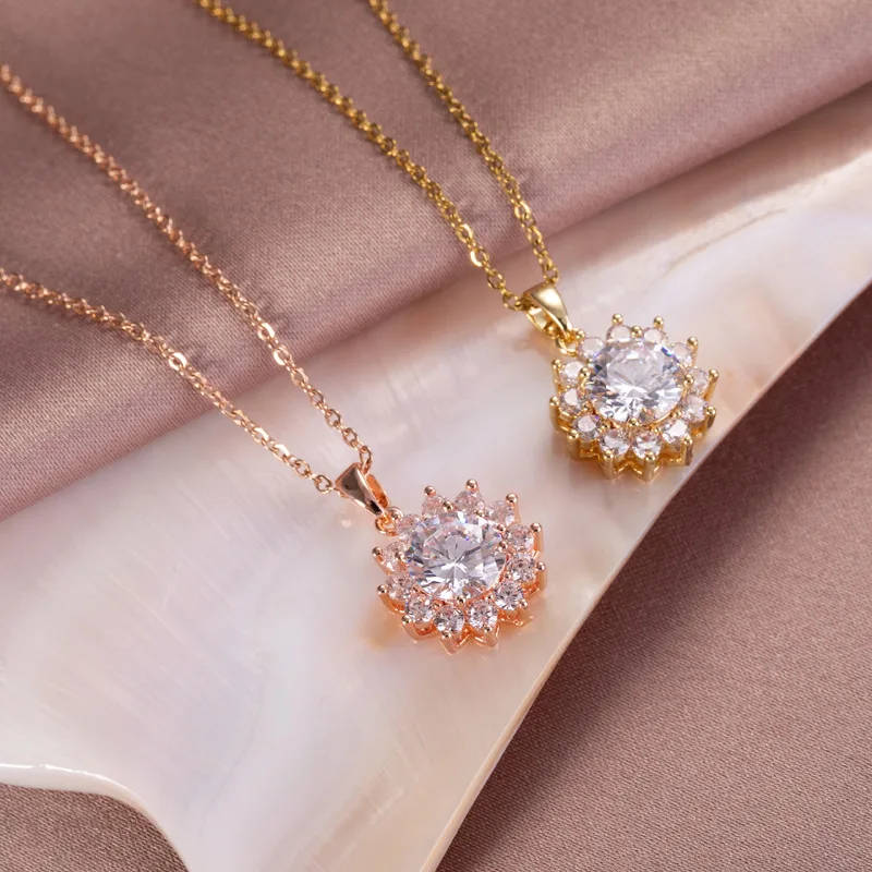 

Shiny Full Rhinestone Crystal Sunflower Pendant Necklace No Fade Titanium Steel CZ Flower Necklace for Women Gift