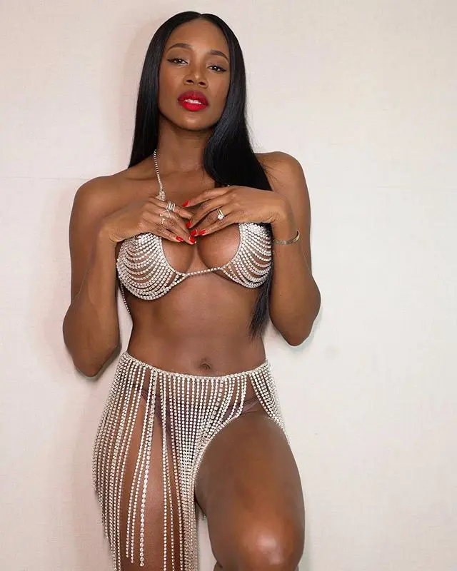 

Ruigang Women Sexy Set Rhinestone Bra Crystal Tassel Skirt Body Chain Bikini