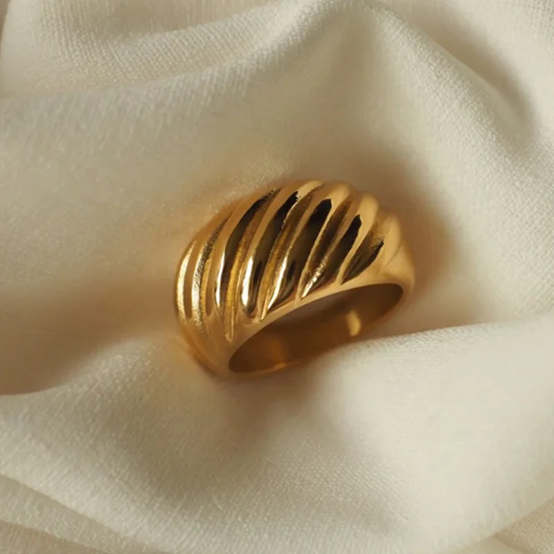 

18K Gold Plated 316L Stainless Steel Rings For Women, Chunky Croissant Finger Ring