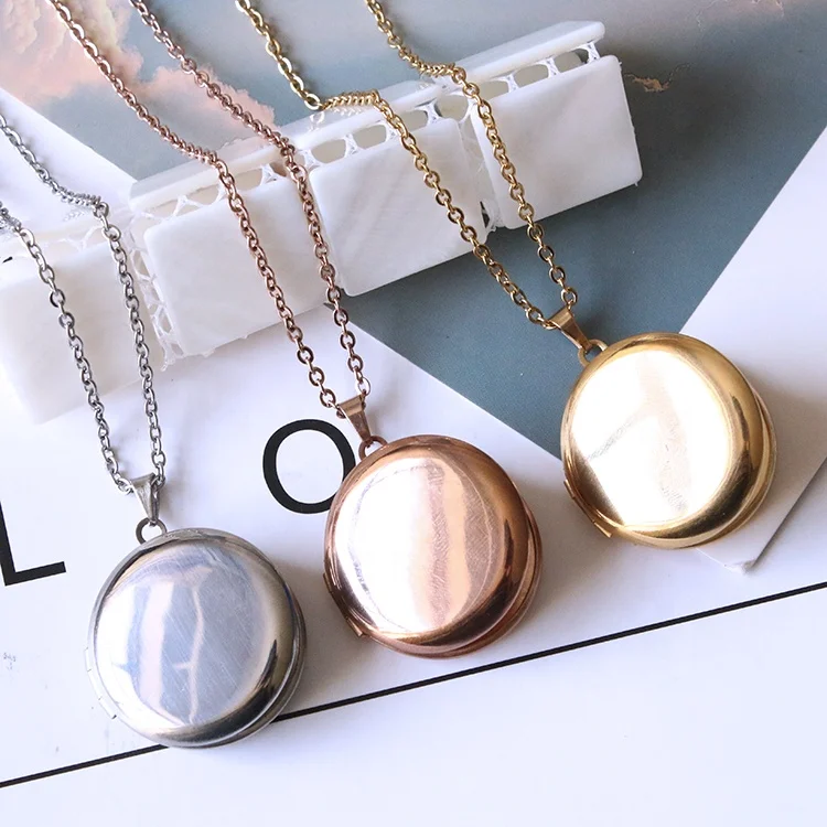 

luyun Custom photo can be opened and closed round Mirror stainless steel pendant jewelry vintage necklace, Gold, steel, rose gold