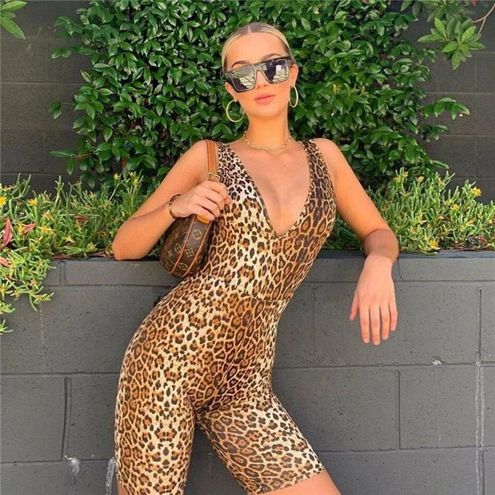 

GE4314-2021 summer leopard deep v neck short jumpsuit summer jumpsuits women shorts, Picture shown