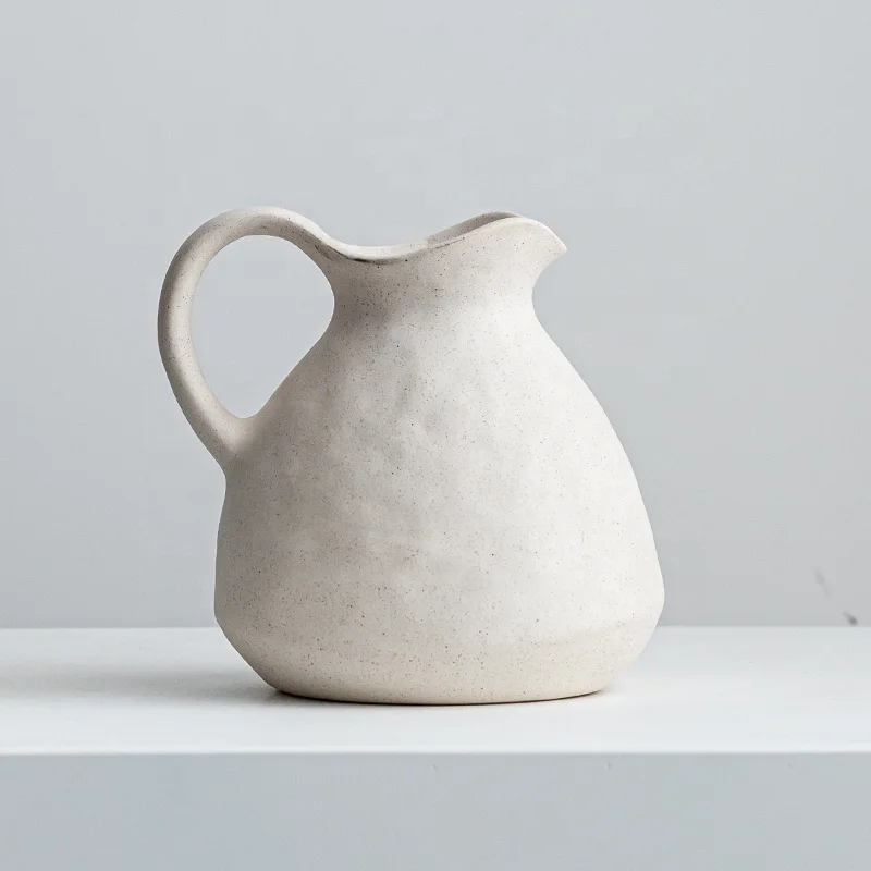 

White Flowers Tabletop Decorative Vase Simple Ceramic Decorations Vase with Handle