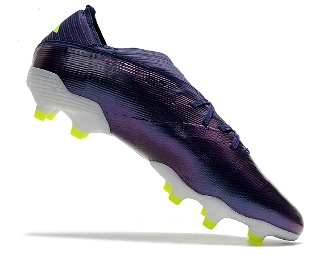 

OEM Factory Wholesale Vietnam Guayos De Futbol Kobe Basketball Soccer Shoes