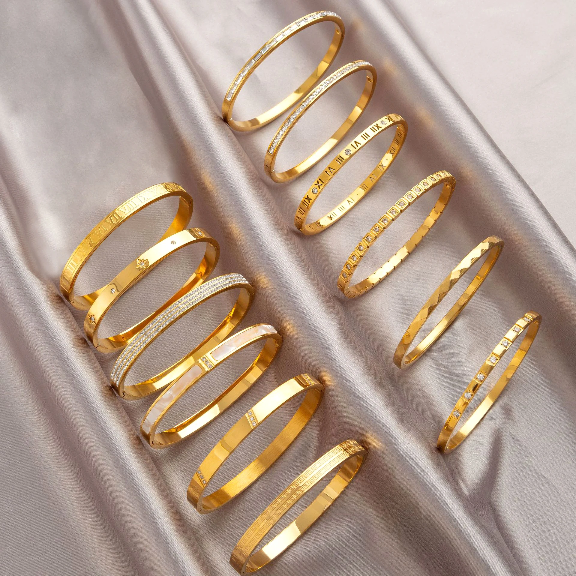 

Luxury Non Tarnish Stainless Steel 18k Gold Plated Tennis Zircon Bangle Bracelet Women Shiny Cz Shell Bangle Jewelry Gift