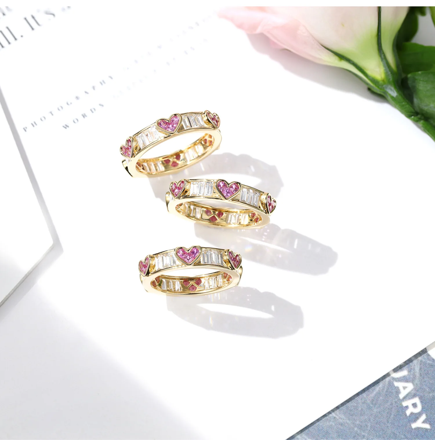 

Peach Heart Garland Ring Korean Version Of European And American Fashion Personality Wild Temperament Golden Cross Zircon Ring, Picture shows
