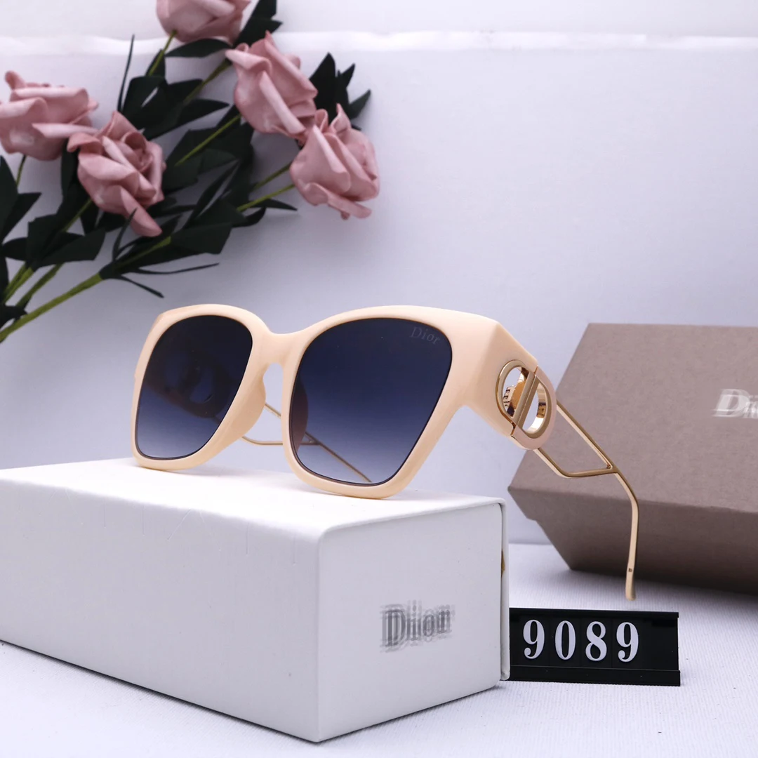 

Shades 2021 Fashion Designer Square Sunglasses Metal Leg Travel Sunglasses Retro Classic 9089